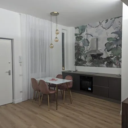 Di Pregio In Zona Apartman *