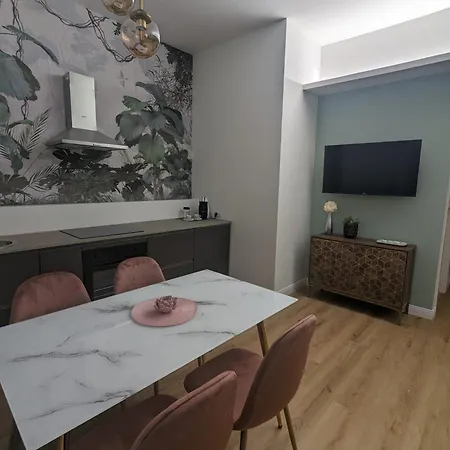 Apartman Di Pregio In Zona